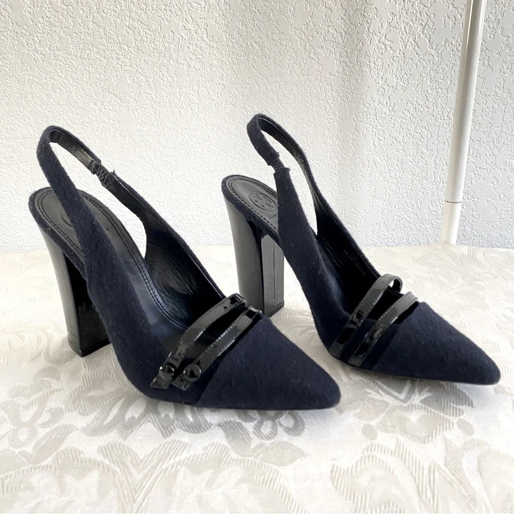 Tory Burch navy pumps